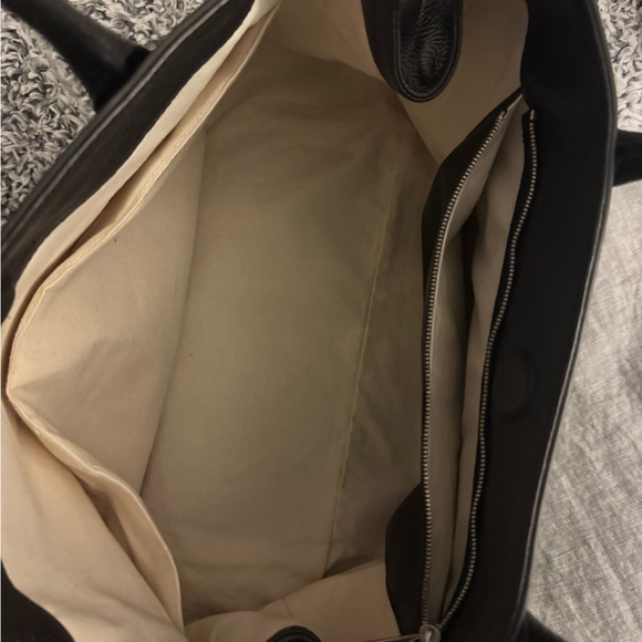 Reformation Oversized Patrizia Bag - Picture 8 of 10